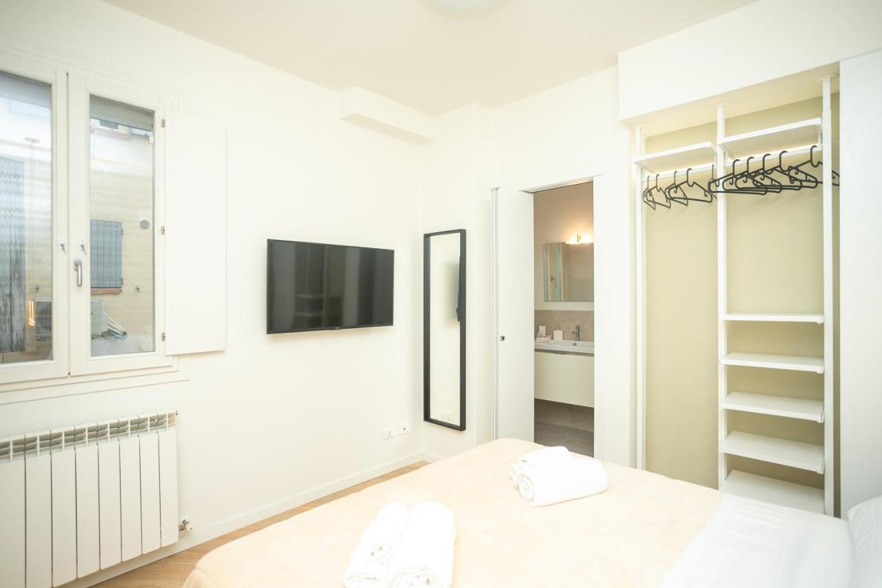 Modena Centro Junior Suite Exterior photo